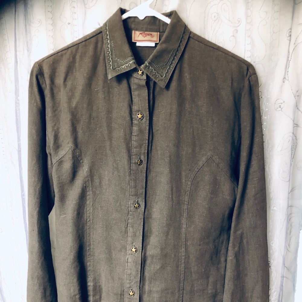 Roper brand long sleeved linen dress shirt